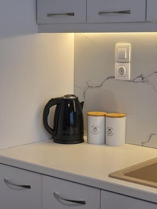 D4 Central Luxury Apartment Wolos Zewnętrze zdjęcie